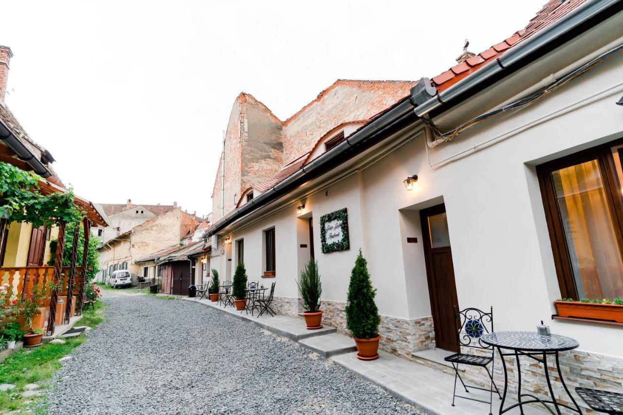 Galeria Grafit Apartments Sibiu Exteriör bild