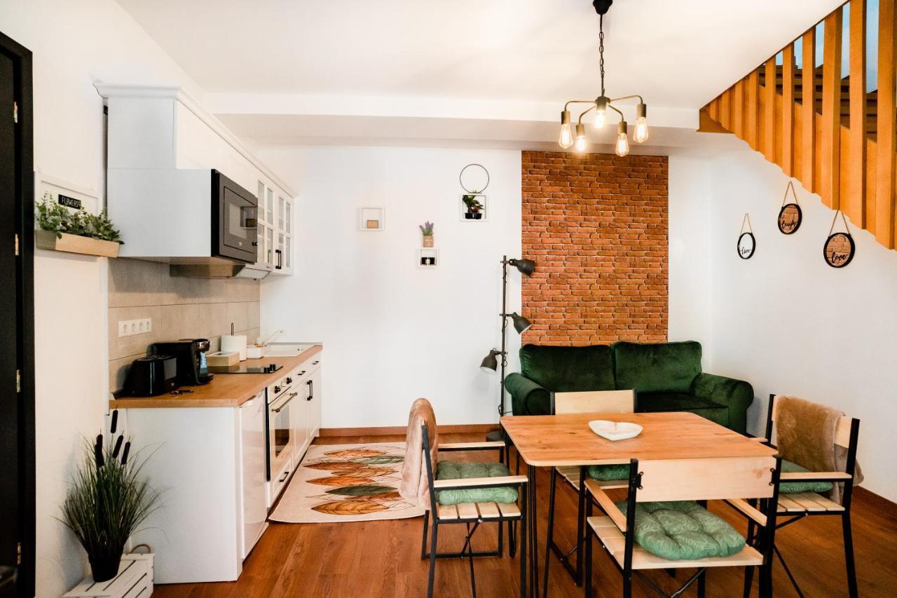 Galeria Grafit Apartments Sibiu Exteriör bild