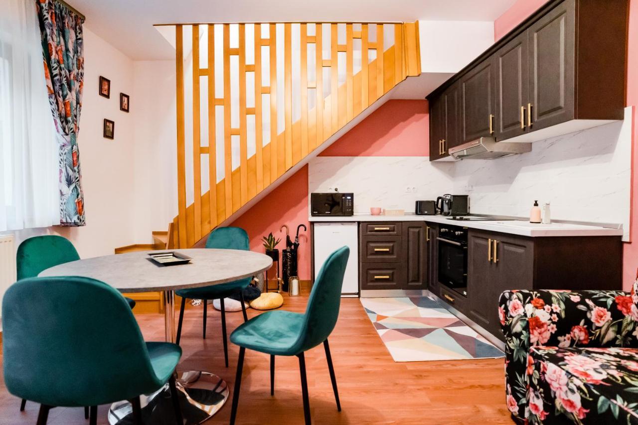 Galeria Grafit Apartments Sibiu Exteriör bild